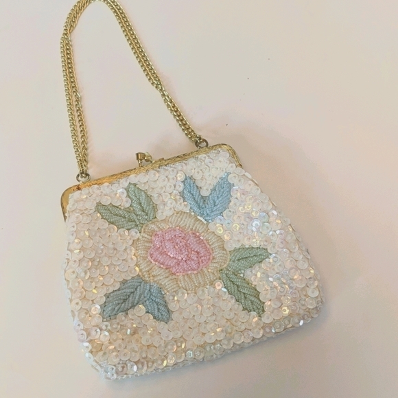 LA REGALE Vintage 1960's Hand Made Evening Bag - Picture 3 of 6